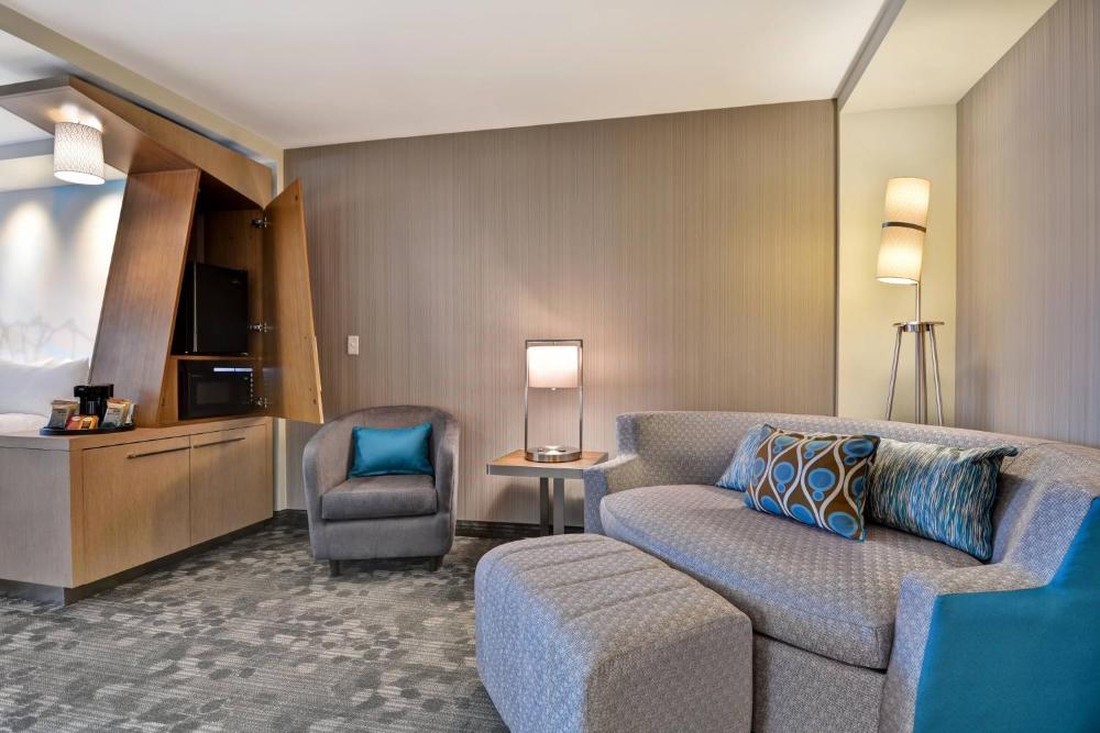 Queen Room with Two Queen Beds and Sofa Bed interior